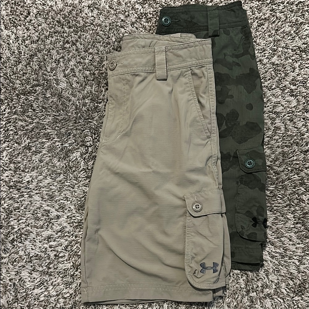 Under Armour Shorts Boys Size Large